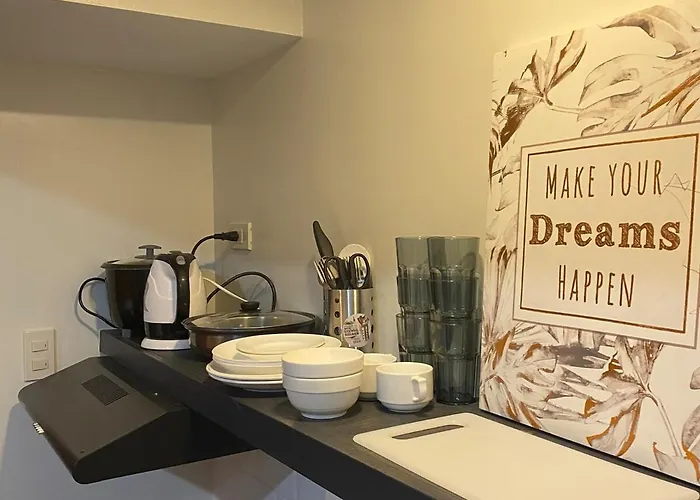 Sleeps For 4 Packs, Center With Pool And Gym Apartament *
